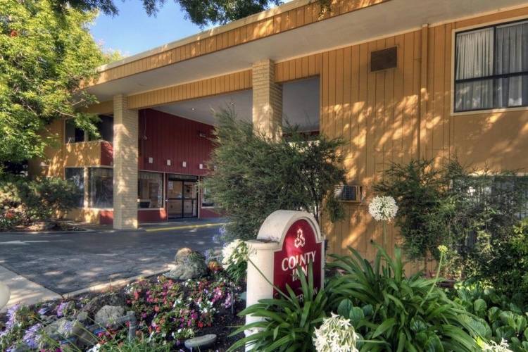 County Inn photo 22