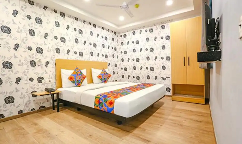 FabHotel Blusky