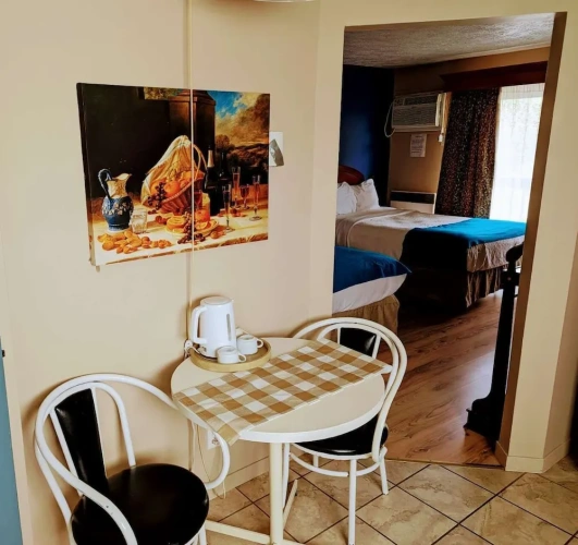Deluxe Quadruple Suite
