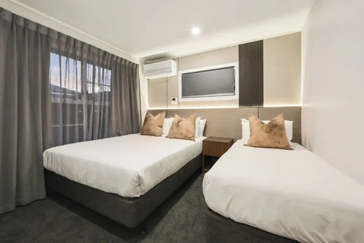 Aroha Motel