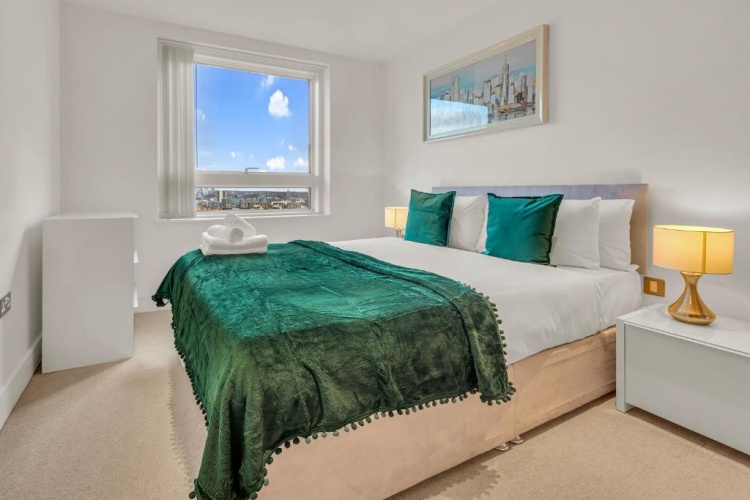 1 Bedroom Apartment