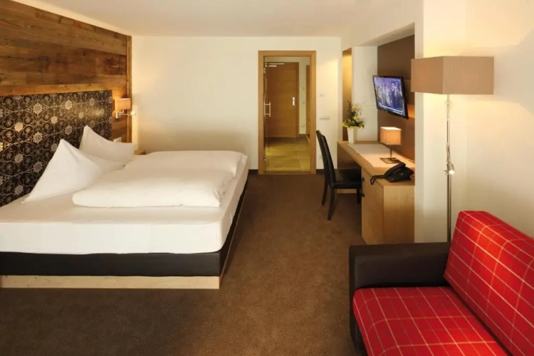 Deluxe Double room with balcony