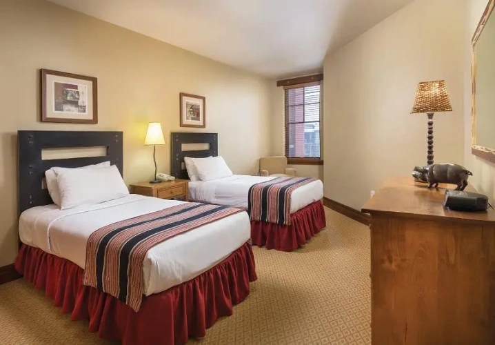 4 Bedrooms Suite