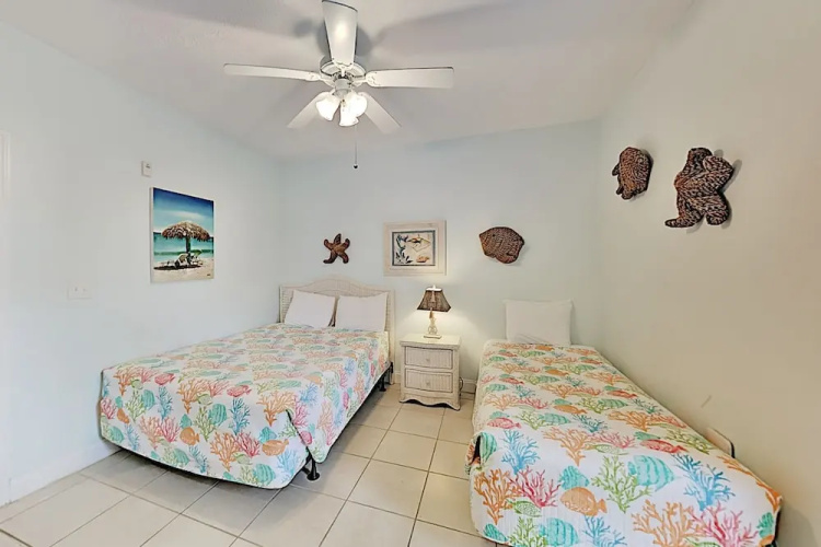 301ambvi 4 Bedroom Condo