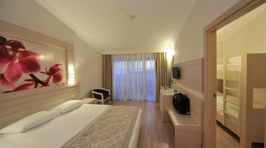 Seaden Corolla Hotel