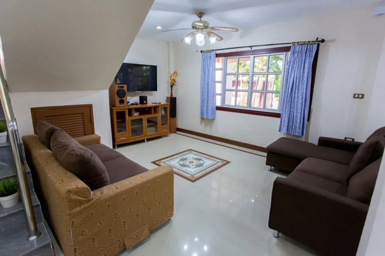 The Jomtien Modern Pool Villa
