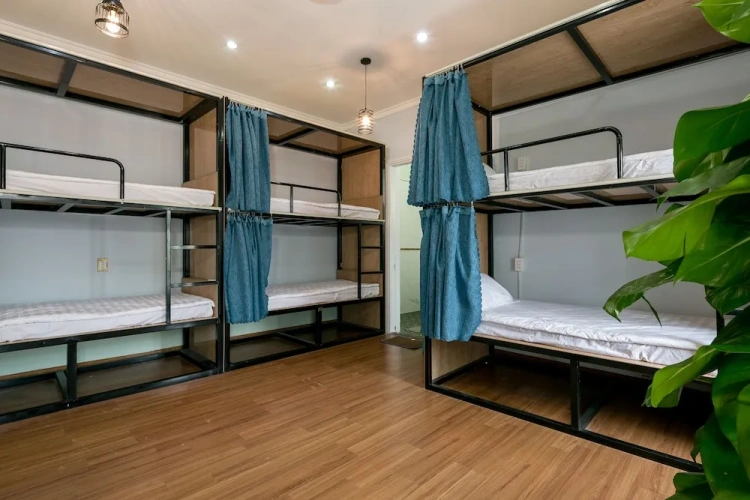 Bed in Dorm with balcony