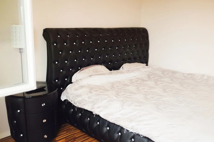 Central - 2 Bedroom Apartment