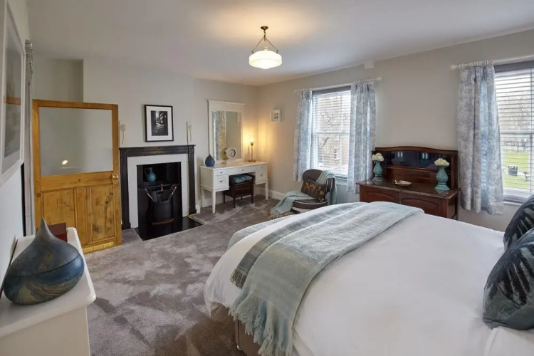 Host Stay Rose Cottage