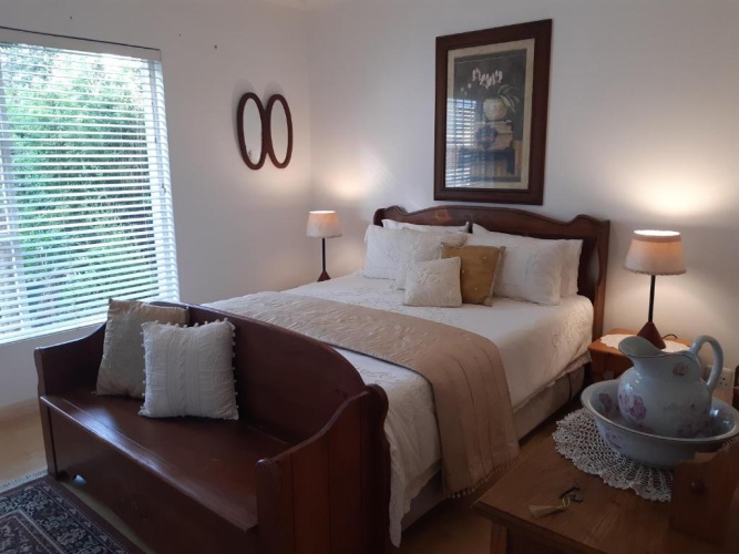 3 Bedrooms Apartment