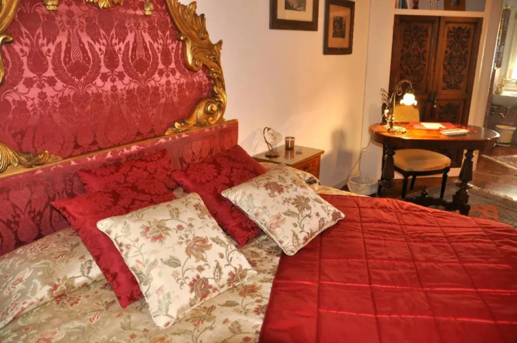 Henry's Heaven Apartment