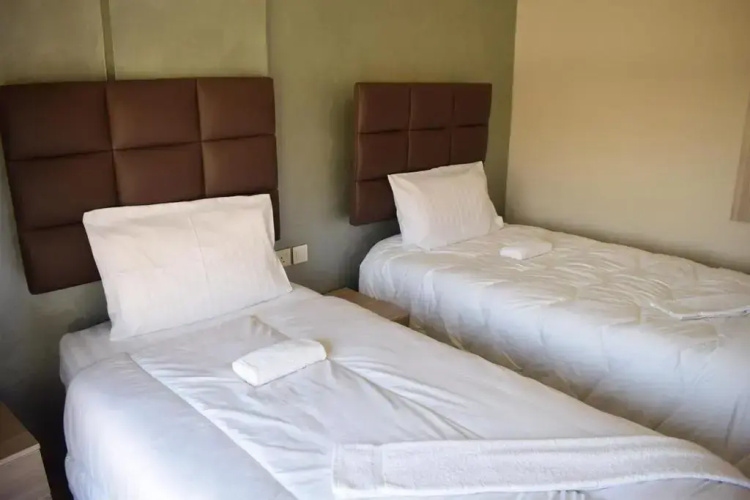 Baron Palace hotel suites