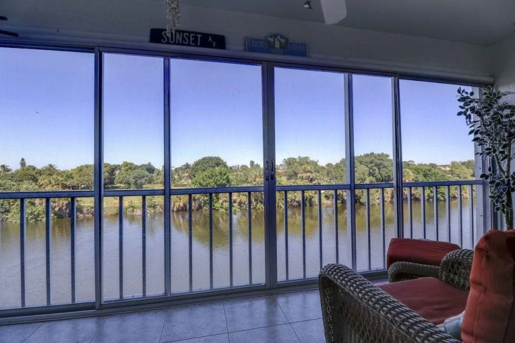 Spanish Cay A8 by RedAwning