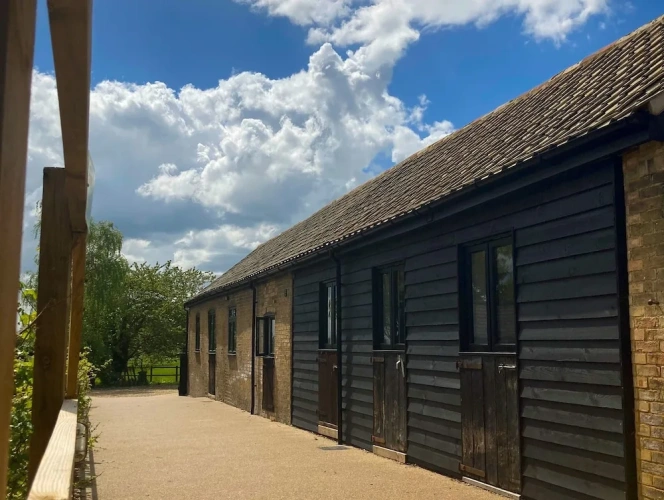 3 Bedrooms Standard Cottage with courtyard view