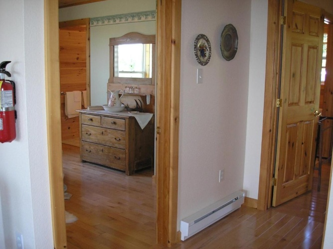 2 Bedrooms Chalet