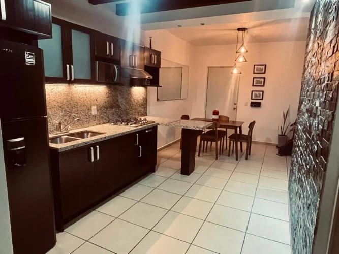 2 Bedrooms Apartment