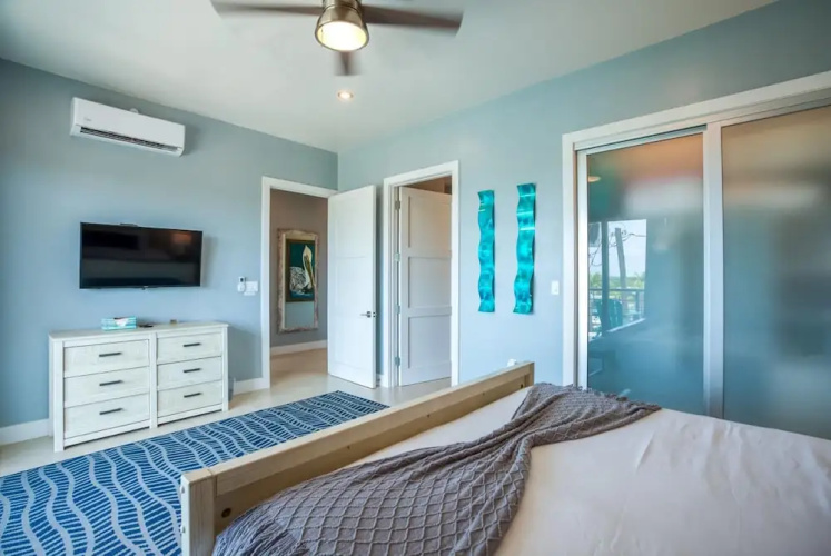 Oceanfront Sunset Gecko Condo - Second Floor 2B