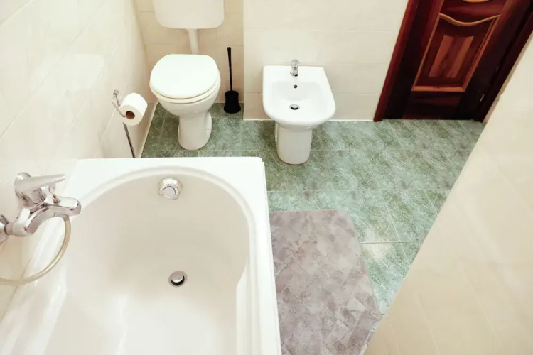Apartment in Villa Between Como and Switzerland