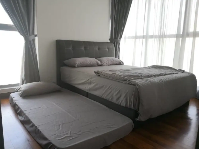 2 Bedrooms Apartment