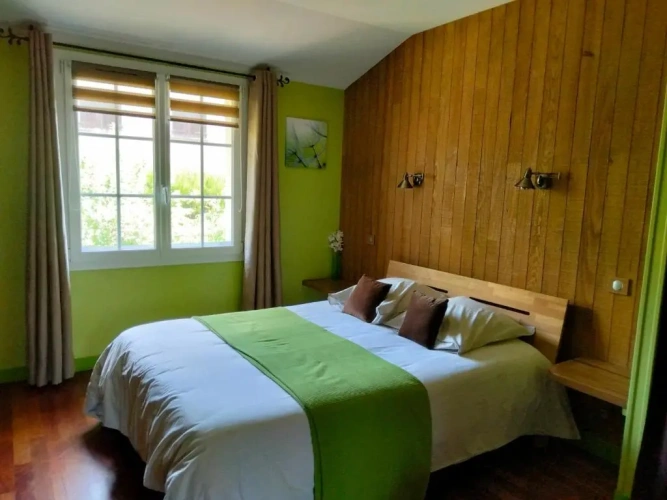 Standard Triple room with view