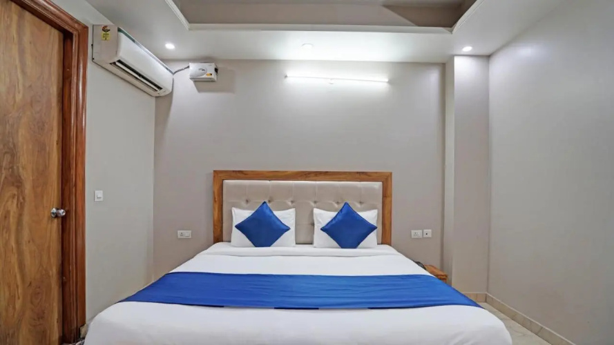 Niketan Medanta Service Apartment