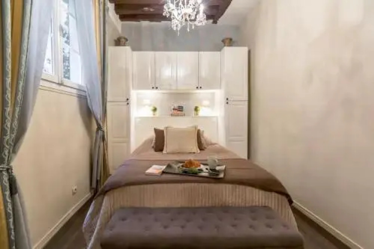 Apartment Gravilliers