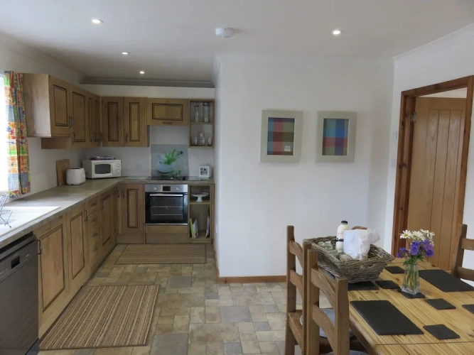 2 Bedrooms Basement Apartment