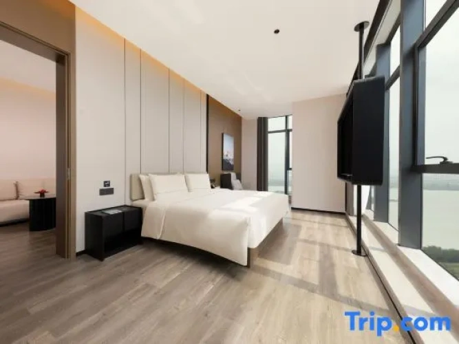 Premier Suite