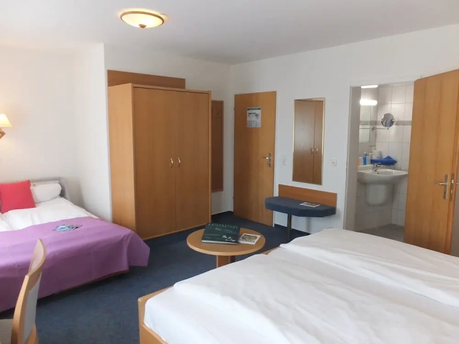 Standard Quadruple room