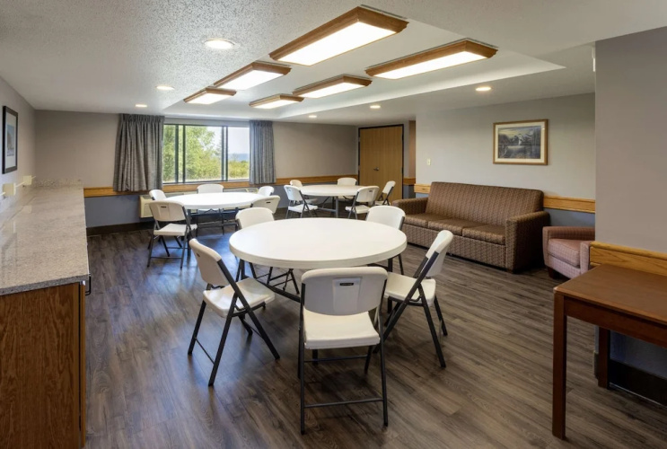 Americinn Silver Bay