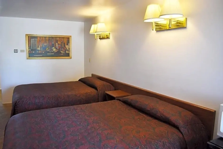 2 Bedrooms Quadruple Suite