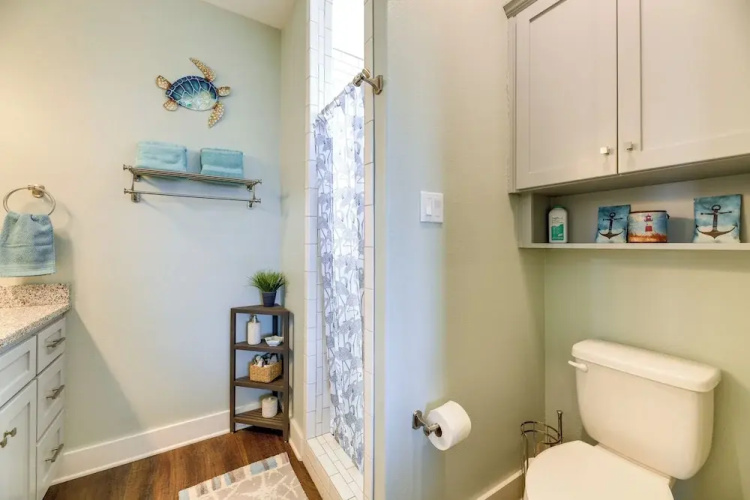 Resort Perks: Waterfront Rockport Home!