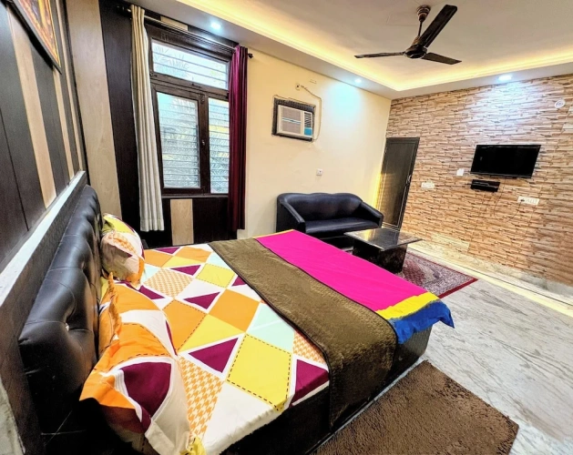 Deluxe Double room with park view