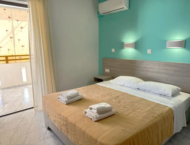 Domenica Apartments