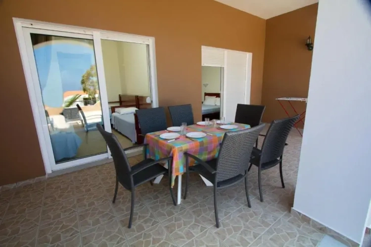 Family Apartment with balcony
