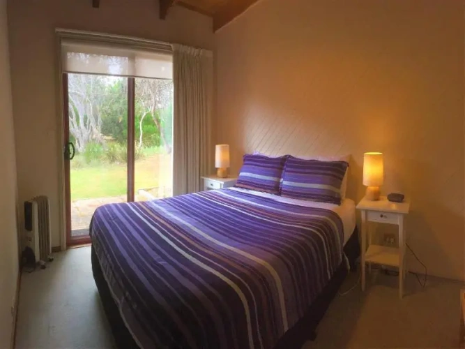 3 Bedrooms Cottage with balcony