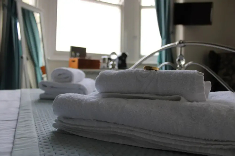 The Birdham Hotel & Restaurant