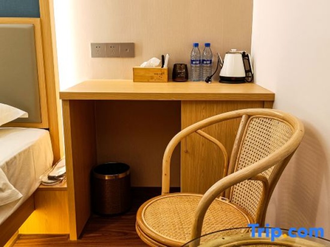 Deluxe Family Suite