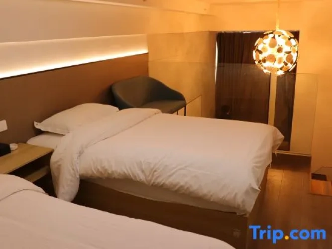 Standard Twin Duplex room