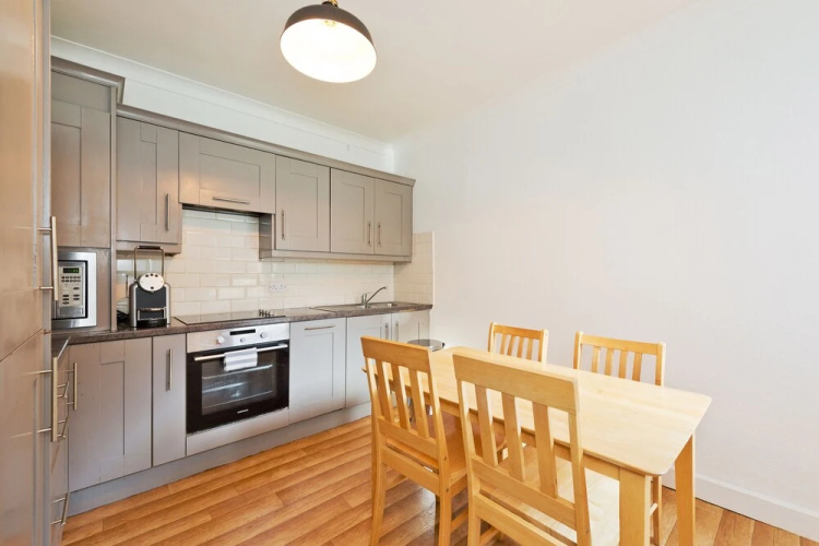 your place - Ballsbridge Court
