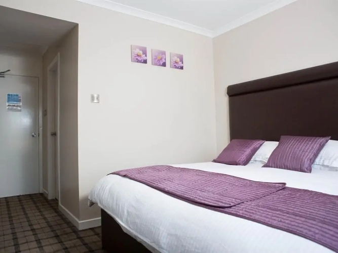 The Greenside Hotel
