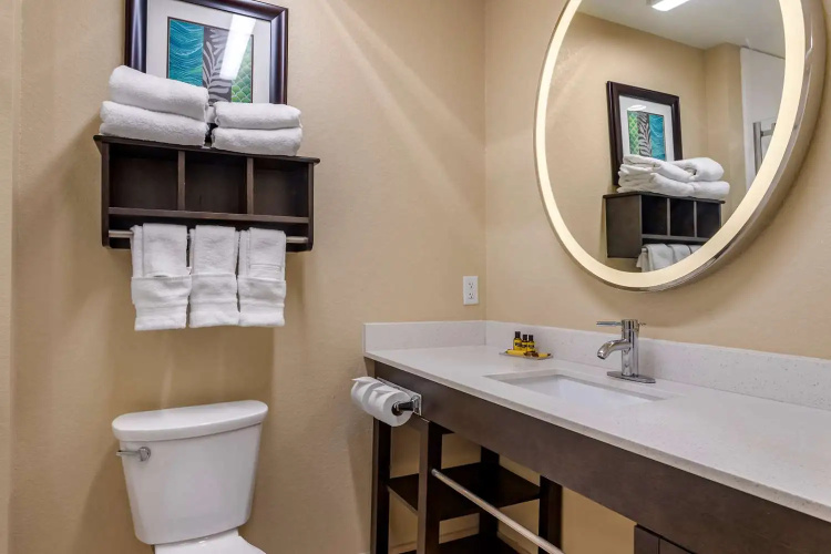 Best Western Plus Galveston Suites photo 11
