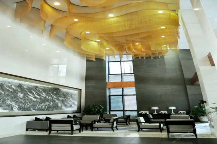 Grand Palace Hotel