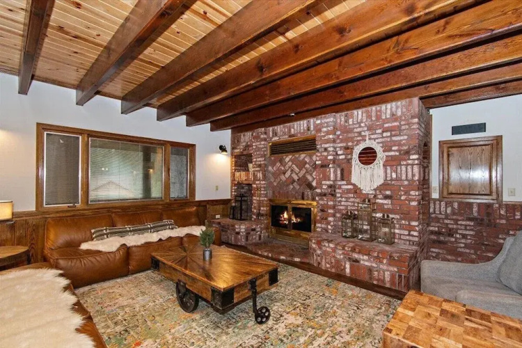Summit Lodge 2