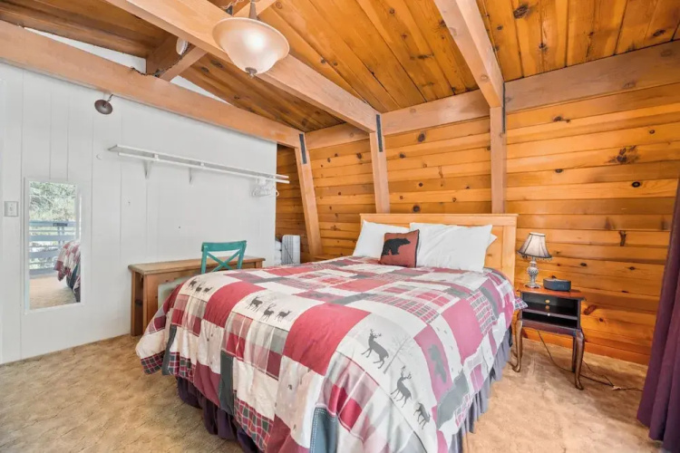 A Beary Happy Cabin