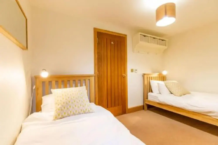 Host Stay Owl Barn
