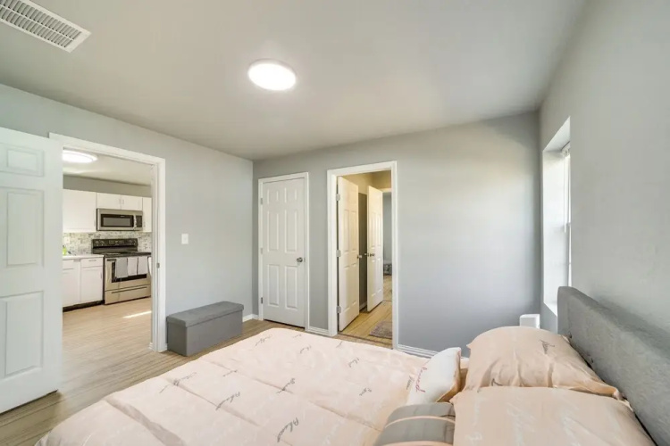 Convenient Tulsa Home - 2 Mi to Downtown!