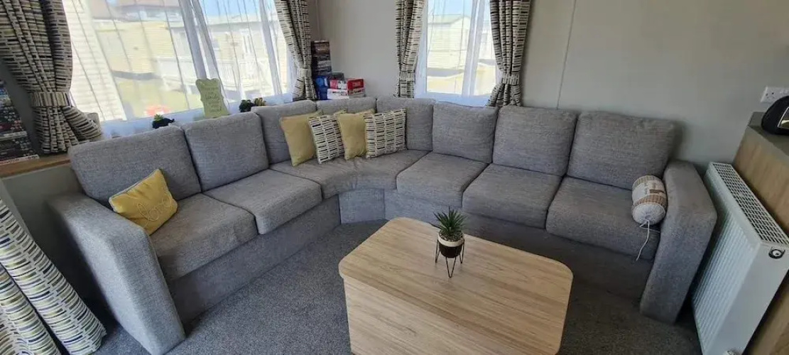 Mikey 3 bed Balcony Rhyl