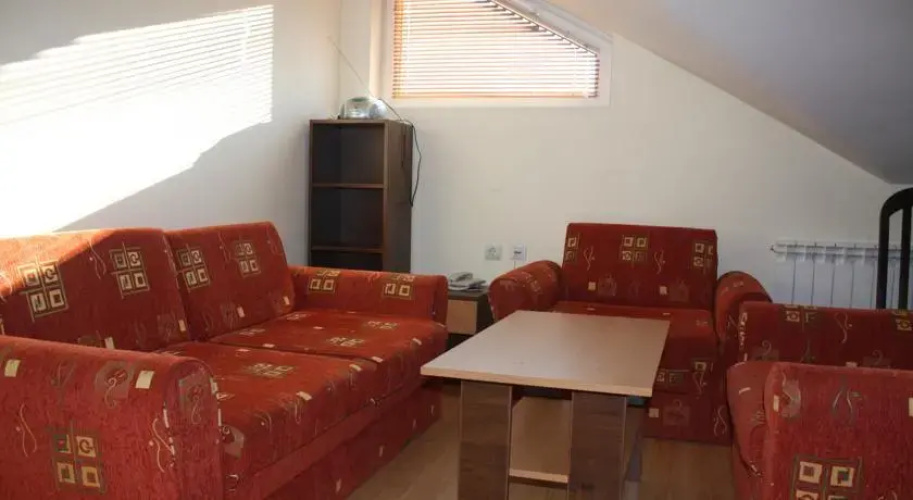 Two-Bedroom Apartment in Bojurland