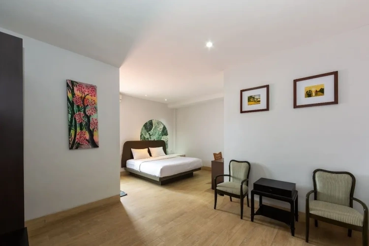 Deluxe Suite